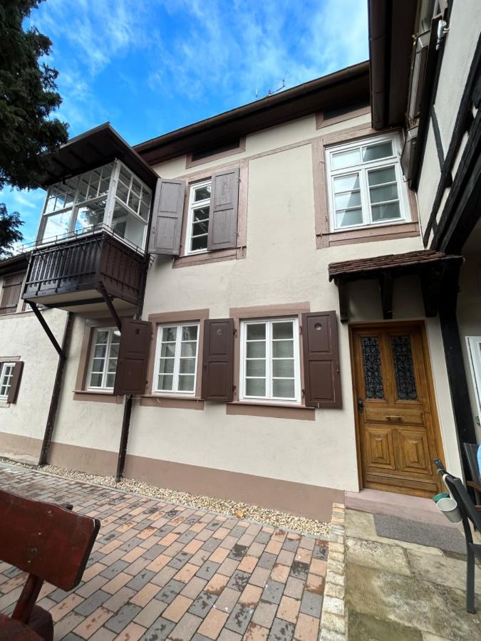 Exklusives Haus, Ruhig Gelegen Im Innenhof, Zentral, Lichtdurchflutet, Apartamento *